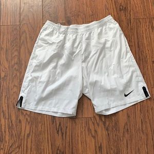 Men’s Nike white Dri-Fit workout pants